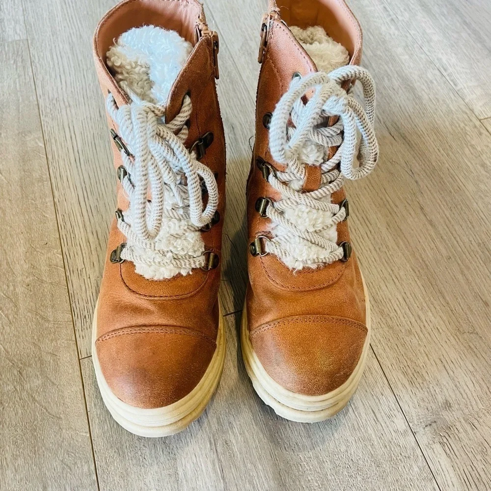 Art Class Girl’s Willa Zipper Lace-Up Combat Shearling Brown Faux Suede Boots 13